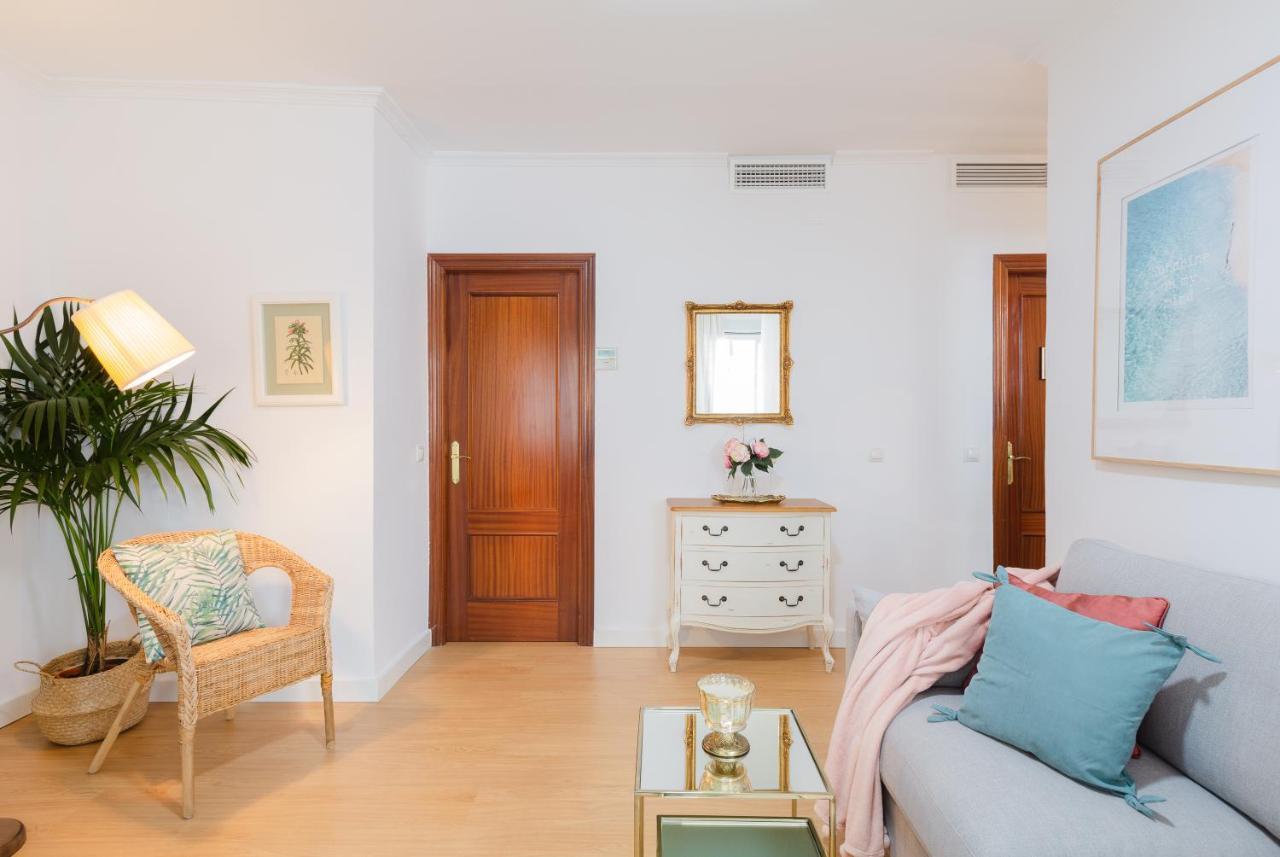 Atarazanas: De Dos Apartament Màlaga